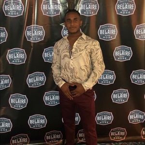 Meet your Posher, Nicholas